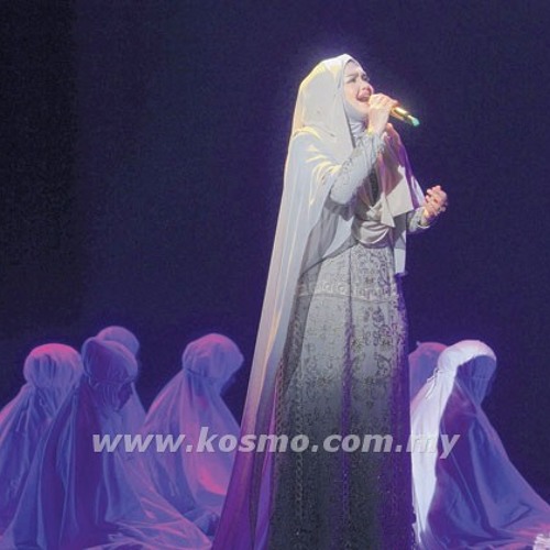 Siti Nurhaliza - Tahajjud Cinta Arabic vision LIVE (TahajjudCinta2015)