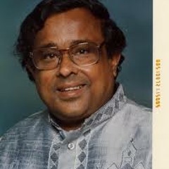 Meghe Meghe ondho oshim akash