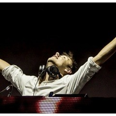NoMosk & Alpha Force – High Contrast (Iversoon & Alex Daf Remix) played Armin van Buuren - ASOT 697