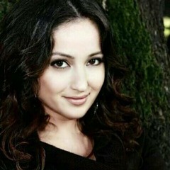 Mine Geçili - Ay Işığında