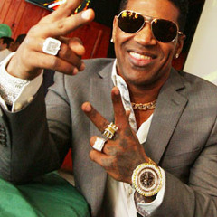 OMEGA EL FUERTE - NUNCA PATO (EN VIVO)