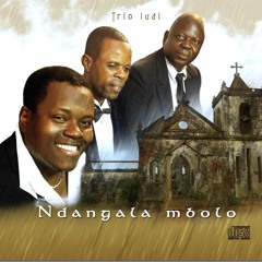 Kuzulu Kwa Dise (performed by trio ludi)