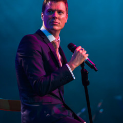 Moondance (Live Sage Gateshead)