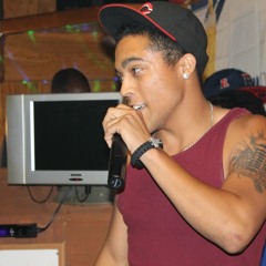 Robbi Robb & Blake #MakeItWiggle (#GoTeam)