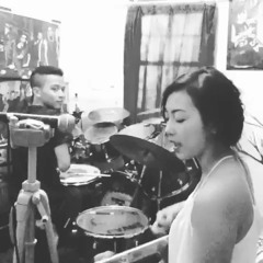 2NE1 Accoustic Cover By RIRI And ADJI