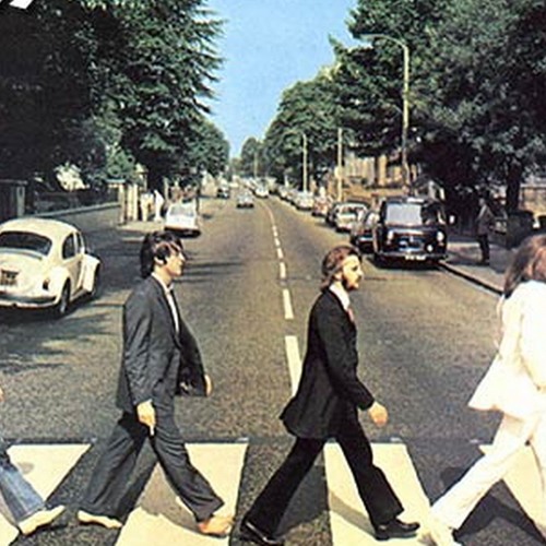 Stream The Beatles - Golden Slumbers cover by Lucas Linussio