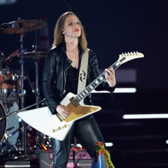 Lzzy Hale from Halestorm talks Apocalyptic, clothing line and more