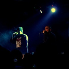 RXANDE & PIELROJA - SOBRE UN BEAT DE ASIER