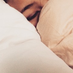 Rihanna- Russian Roullete