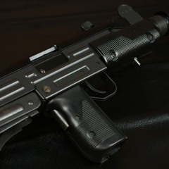 KniGHt In Xharolette Tonio Skates Ft Lil Roxk