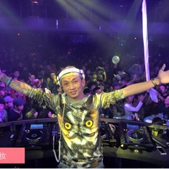 fan phong tóc dài
