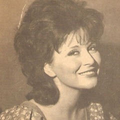 على رمش هواك مرجحني - سعاد حسني