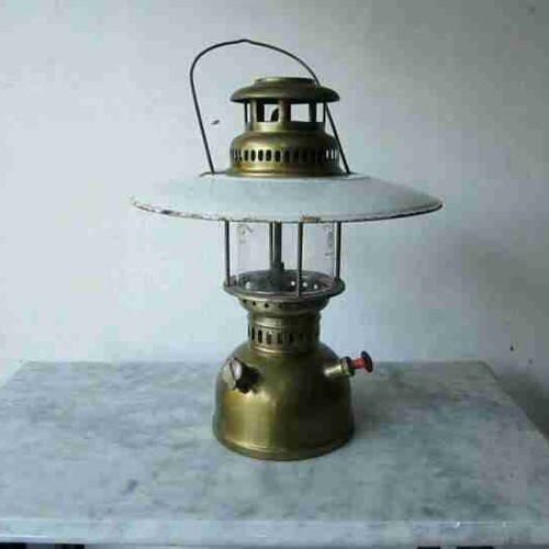 buruk tegantung kaos lampu mp3 buruk tegantung kaos lampu mp3