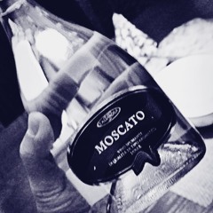 NOWIK X KRACY - MOSCATO