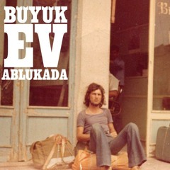 Büyük Ev Ablukada - Katlime Ferman (11. Açık Radyo Şenliği)