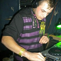 A hardstyle mash up I just picked it up again and this is just a remix I'm not taking claim to any of these songs.