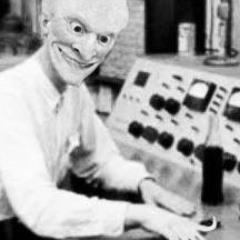 Mashup - Bridget Mendler Vs MJT - Ready Or Not (Rareun Bass Fiddle)