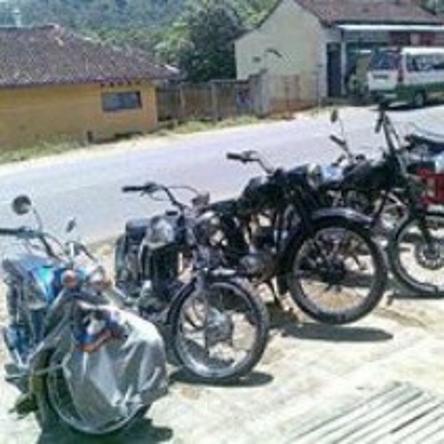 Bakakak hayam at Tcukimay