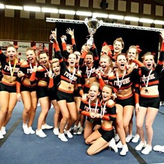 Cheer Future Airforce Stunt