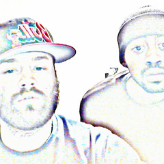 Living Life by Trusty Ft. Serrinatio   (TRIGGaNOmikS)