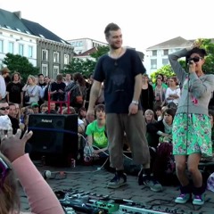 Dub FX Feat. Flower Fairy - Full Street Performence Live In Gent Belgium