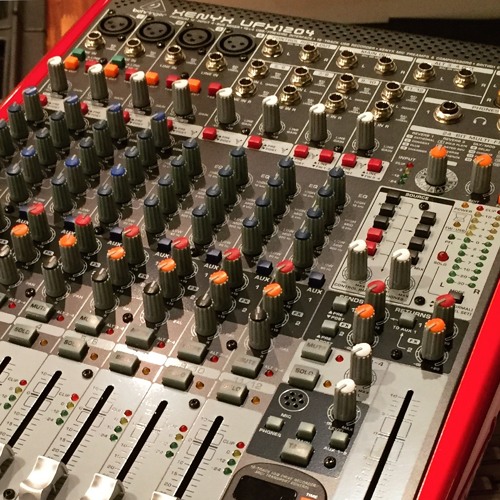 Stream RayOrtega | Listen to Behringer Xenyx UFX1204 playlist