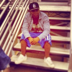 Killa W Smooth Ft KMM - On The Road