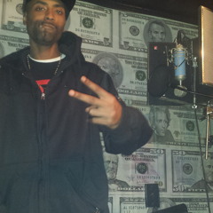 Something that your Use 2. Feat. Benji & Barz16