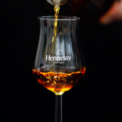 HenNY (ft. DoubleShotDot)