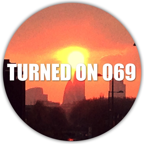 Turned On 069: Flume & Chet Faker, Aphex Twin, Debukas, Vincenzo, Death On The Balcony