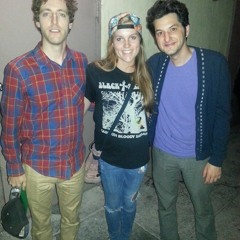 She Wants To Be In The Middle