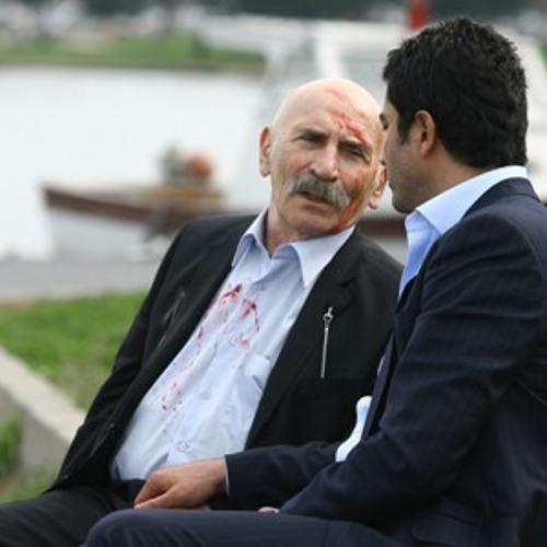 Ramiz Dayı - İnsan Yaşıyorken Özgürdür Şiiri
