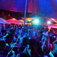 MONTAGEM - NOVINHA DO FQQ DEU MOLE NOS ATRAVESSA (( DJ DANIEL DO FQQ )) 2015