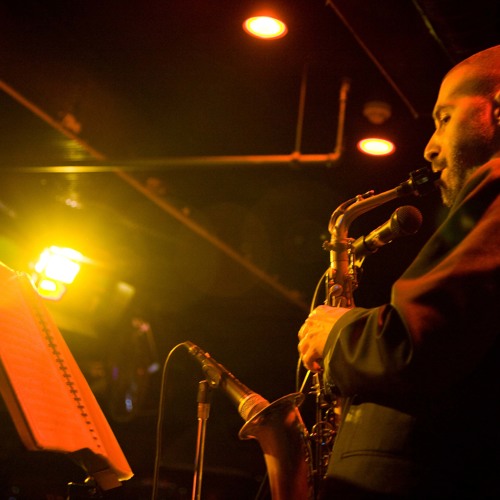 Stream Daniel Rouleau Listen to Delirio playlist online for free on