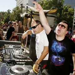 The Crystal Method - Storm The Castle Feat. Le Castle Vania (Andy W Re-Edit)