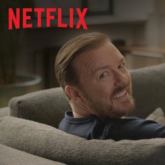 The Hit House - "Polly Esther" (Netflix - Ricky Gervais - "Superfan")
