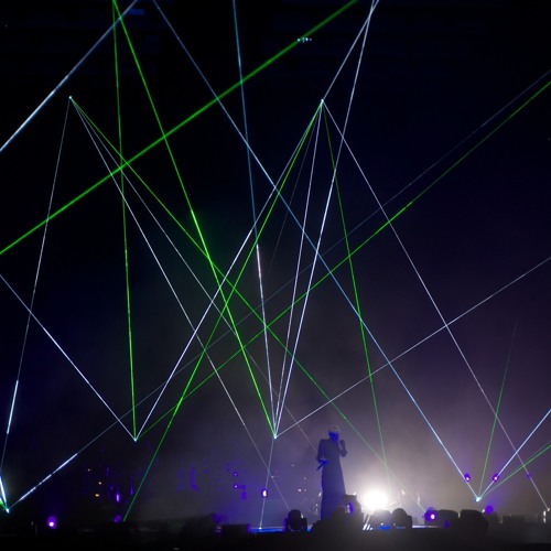 Stream Drive (Live From Denver)- Bangerz Tour - Miley Cyrus by