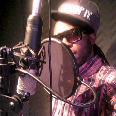 Deux Historians Huku Nairobi.