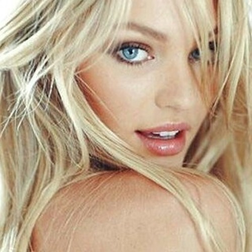 طقّي يا حبّات التوت .. من التوت اللي عا شفافا