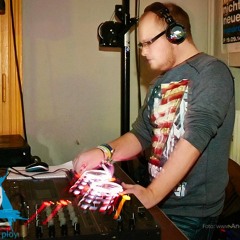 Simunek @ Rhythmustherapie meets Party International (jt-Foyer Göttingen 30.01.2015)