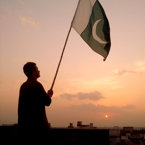 Main Aisi Qaum Se Hon Jis Ka Wo Bachon Sa Darta Ha