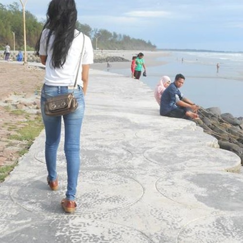Jauh Kau Pergi Gaby By Gandalvsipayung On Soundcloud Hear The World S Sounds