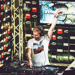 Rodg - Wrong Direction [A State Of Trance 700 Part 2 Warm Up]