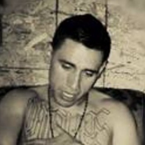 .Feaki. .new preview track xXDaddyTrippzXx be producing these tracks