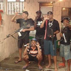 = = MC URUBUZINHO - SE A BALA COMER ALQUEM SE ESCONDE (( DJ'S 2G , CAIO E CT )) PEDREIRA 2015