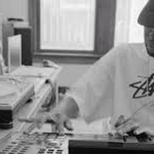 TRAX PLAY'S DILLA STYLE (happy birthday)