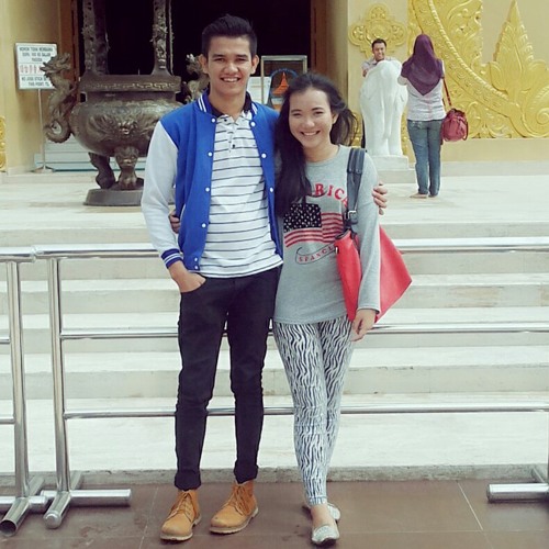 Stream Judika Mama Papa Larang Cover By Disa Grecia At Medan By Beny Girroud Listen Online For Free On Soundcloud