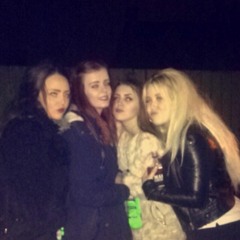 I'm blue If I were green I would die!!