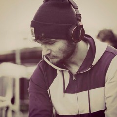 Mn1d - First (Original Mix)