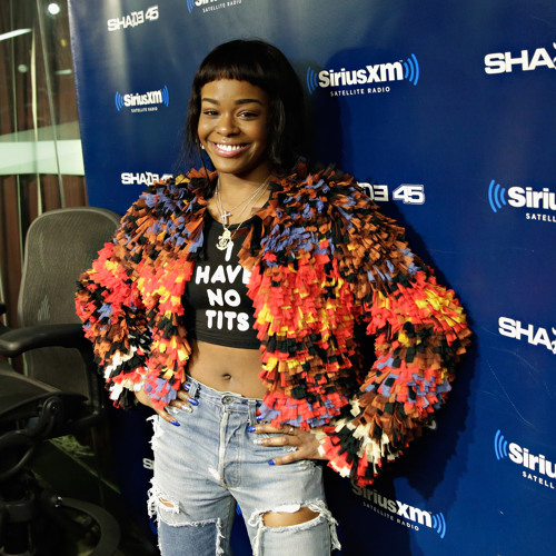 Azealia Banks defends use of the word faggot, decries gay hypocrisy, says she's not a homophobe